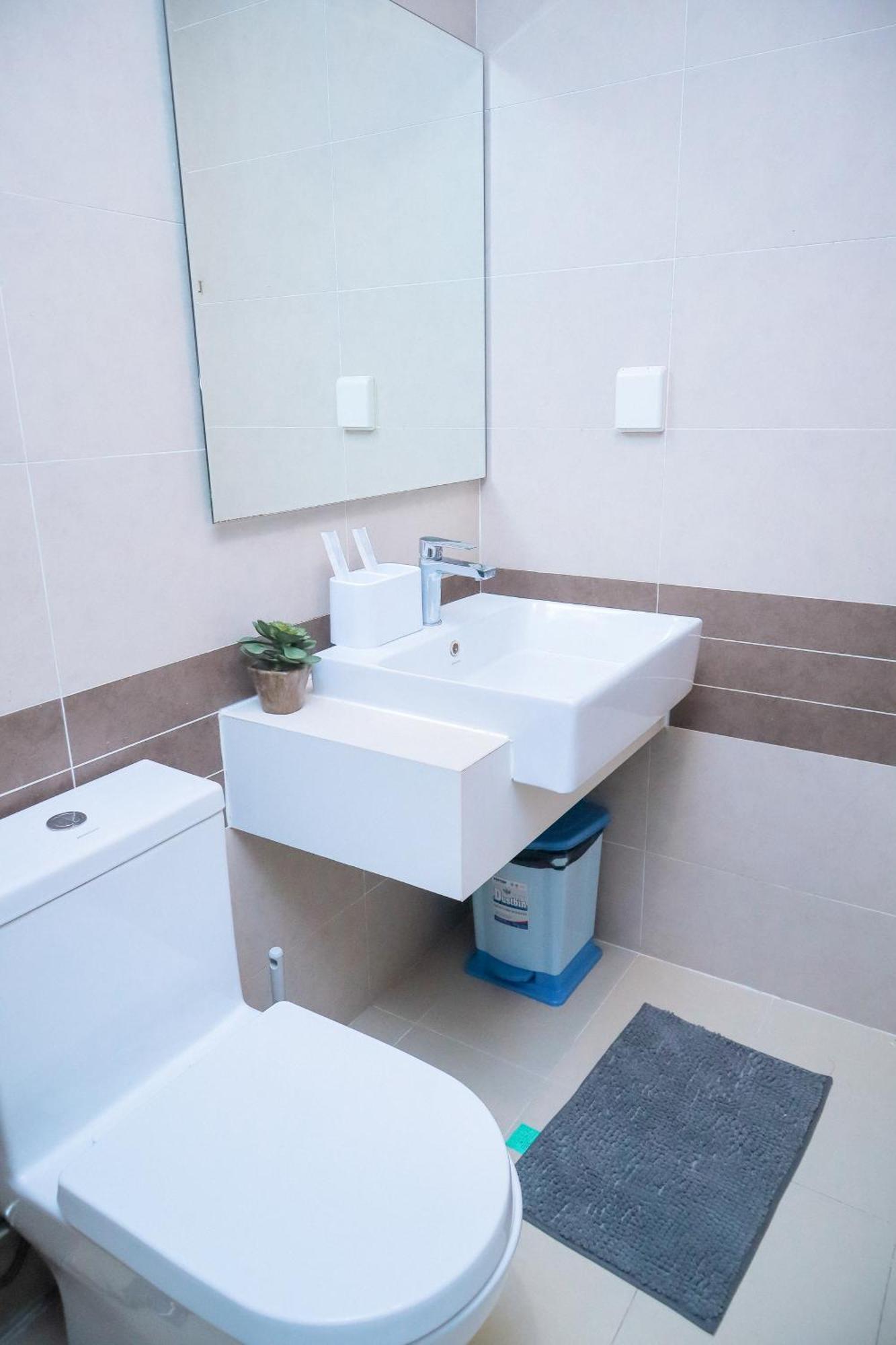 Rivergate Serviced Apartments Thành Pho Ho Chí Minh Esterno foto